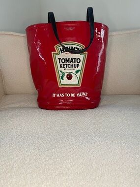 kate spade glossy red Heinz Tomato Ketchup tote with black handles
